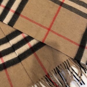 Burberry cashmere scarf
